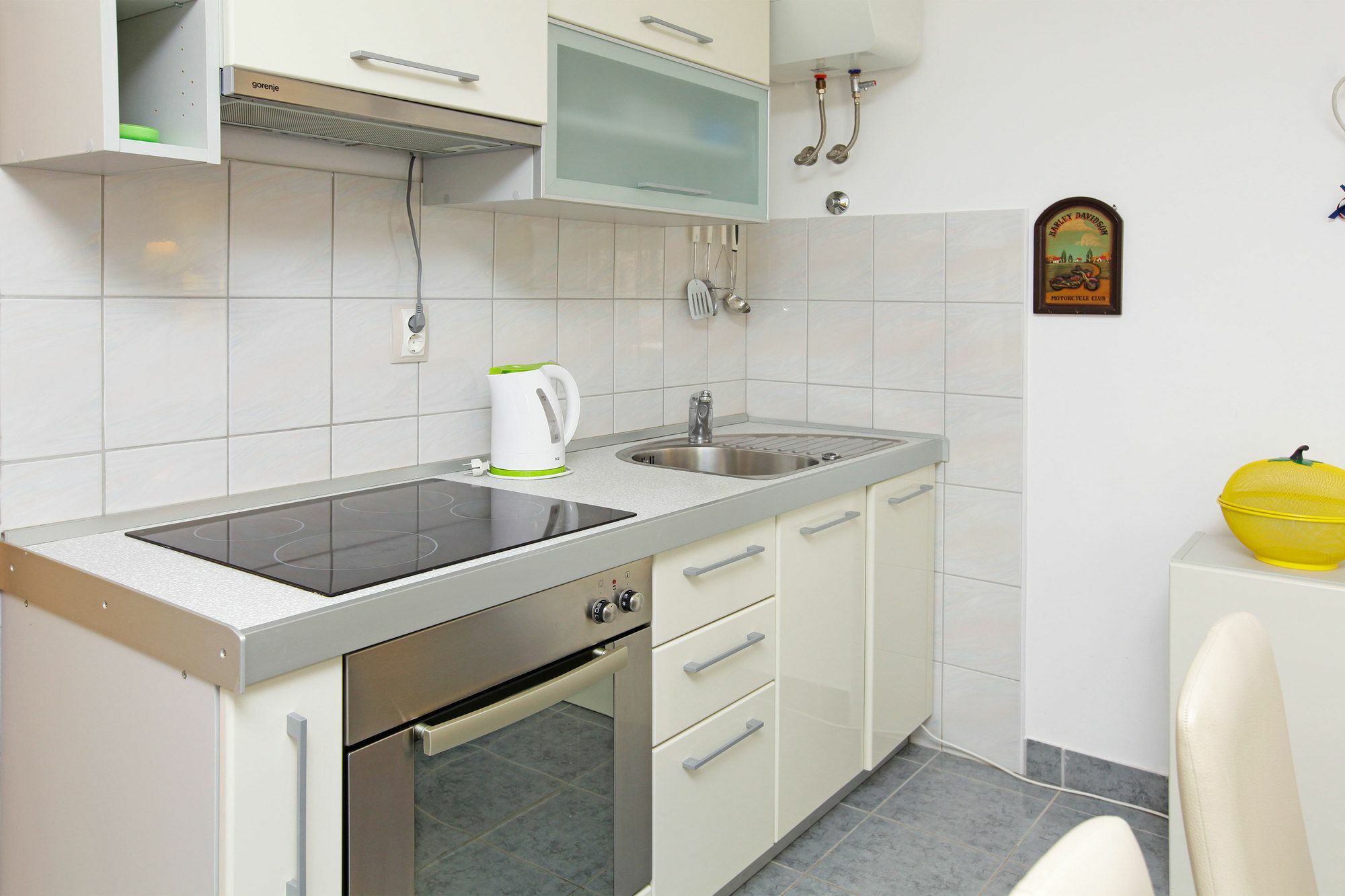 Perla Apartments Bol Esterno foto
